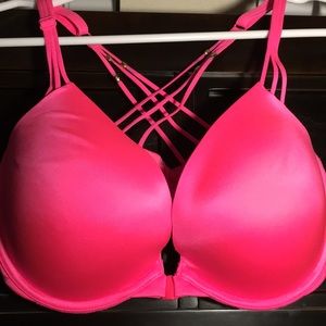 Front close Victoria Secret Bra